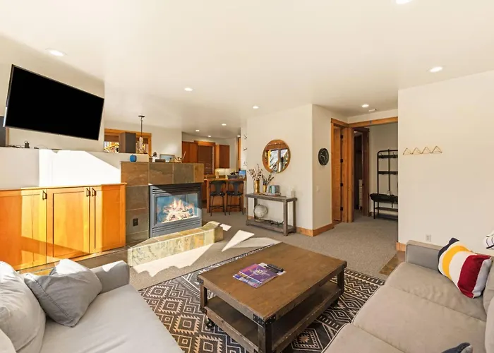 Terraces 405A ~ Meadow View